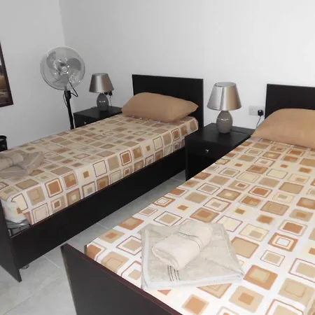 Apartment 5-senses